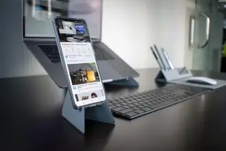 ASCEND MINI - Przenośny stojak do telefonu lub tabletu
