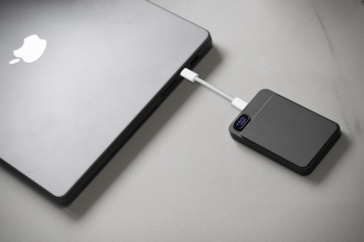 Powerwave 5000 - Powerbank z możliwością ładowania bezprzewodowego, 5.000 mAh.