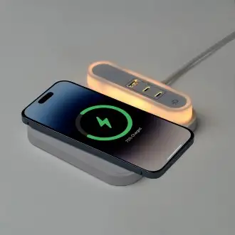 TITANUS - Bezprzewodowa ładowarka z lampą led i portami (USB-C / USB-A) do ładowania.