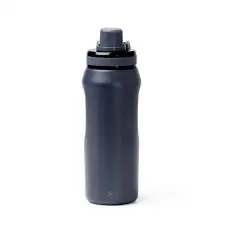 GERALD - Butelka z podwójnymi ściankami ze stali nierdzewnej z recyklingu, zakrętka z uchwytem, 600ml